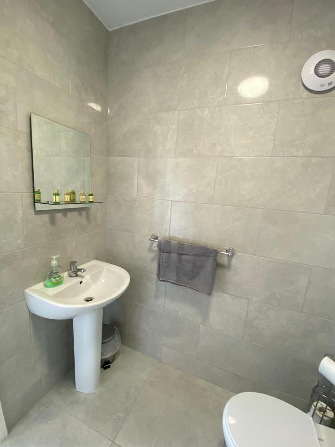 Pier House Luxury Apartment 丁格尔 外观 照片
